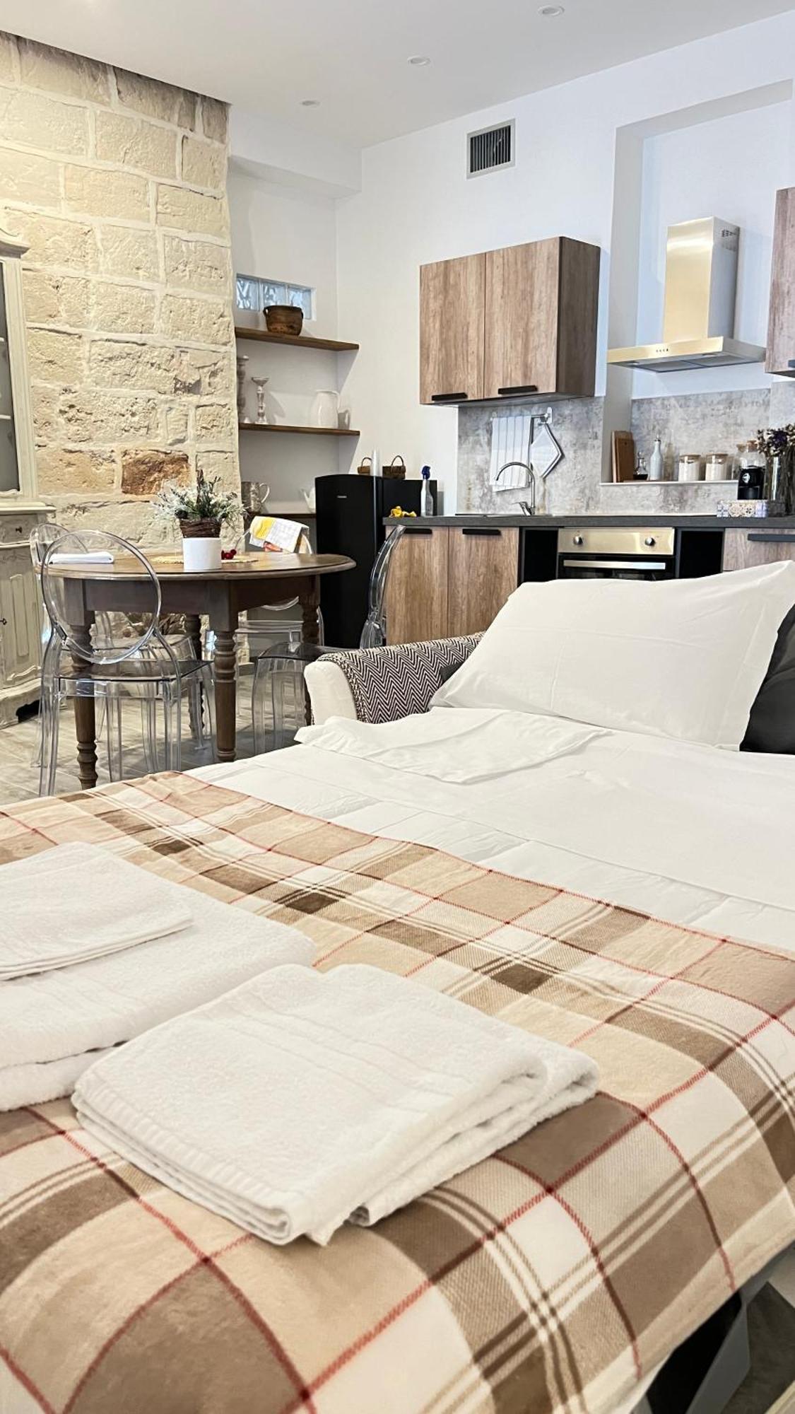 Dimora Donna Vitalia Apartments Τράπανι Εξωτερικό φωτογραφία