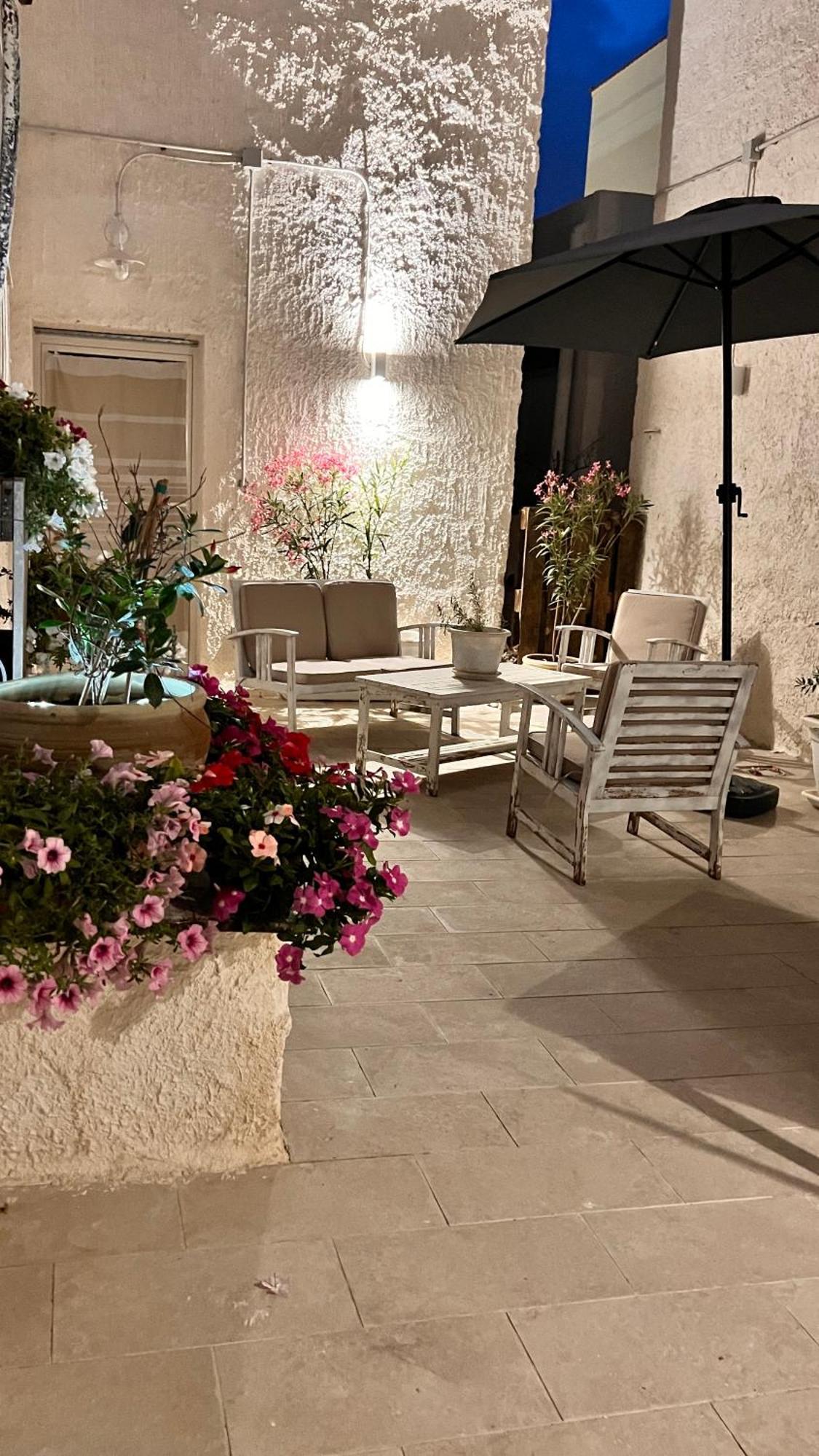 Dimora Donna Vitalia Apartments Τράπανι Εξωτερικό φωτογραφία
